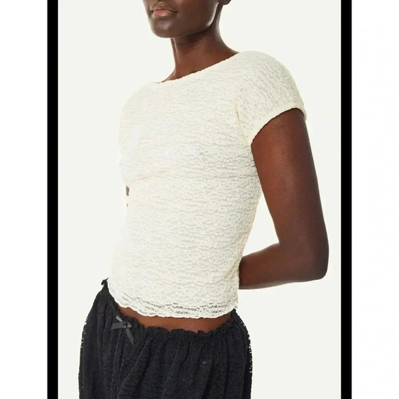 NWT Find Me Now Second Skin Moonlight Mesh Lace Backless Tee Crop Cream - Picture 13 of 14